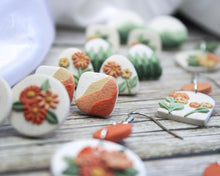 Load image into Gallery viewer, Wildflower Arch Earrings | Petite | Arias Design Co